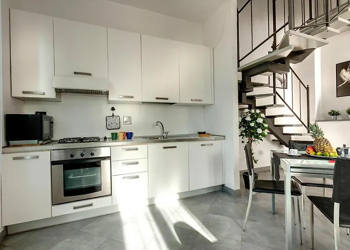 Alamanni Apartment By Mamo Florence